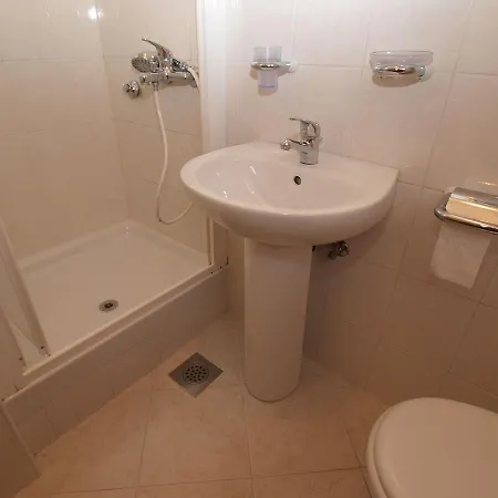 Valter 613 * プーラ