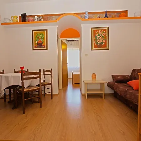 Valter 613 プーラ