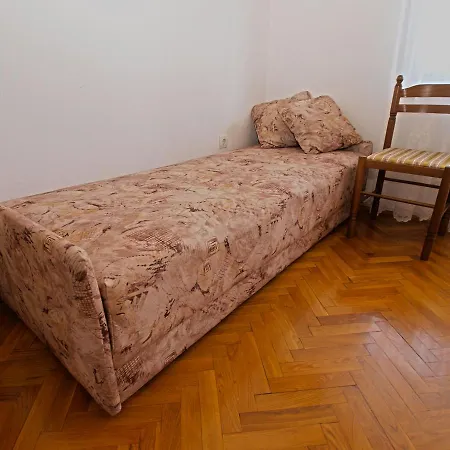 Valter 613 アパート *