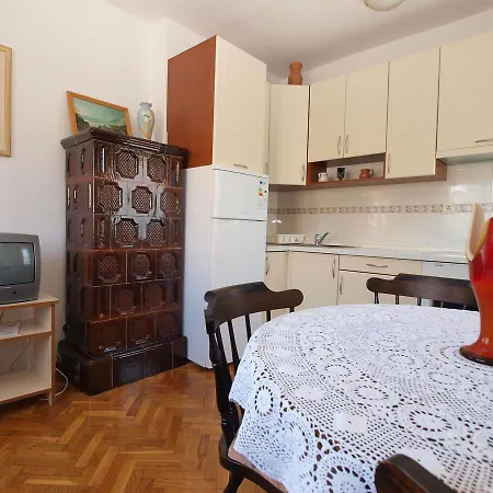 アパート Valter 613 *