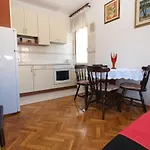 Valter 613 Апартаменты Пула