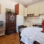 Апартаменты Valter 613 *